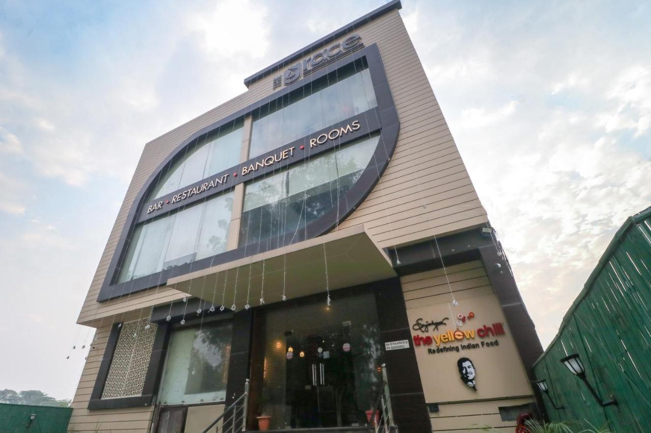 แคปิตัล โอ 30739 เดอะ เกรซ Hotel ปาเตียลา ภายนอก รูปภาพ